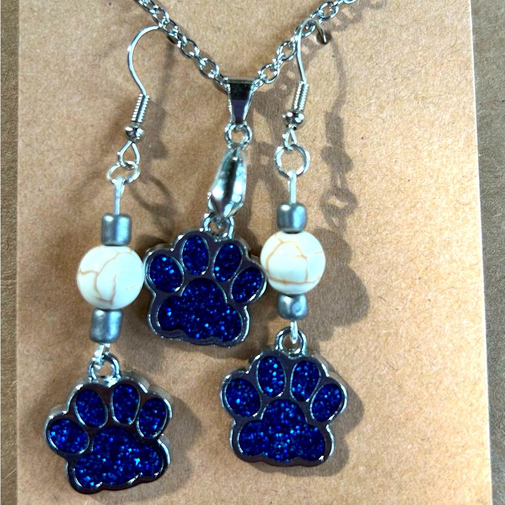 Sparkling Blue Paw Print Jewelry Set, Penn State Nittany lions.